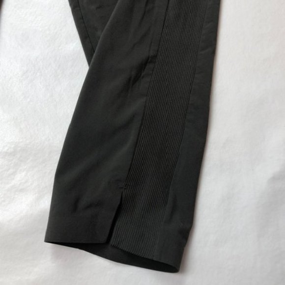 Athleta Charcoal Cropped Pants - Picture 3 of 8